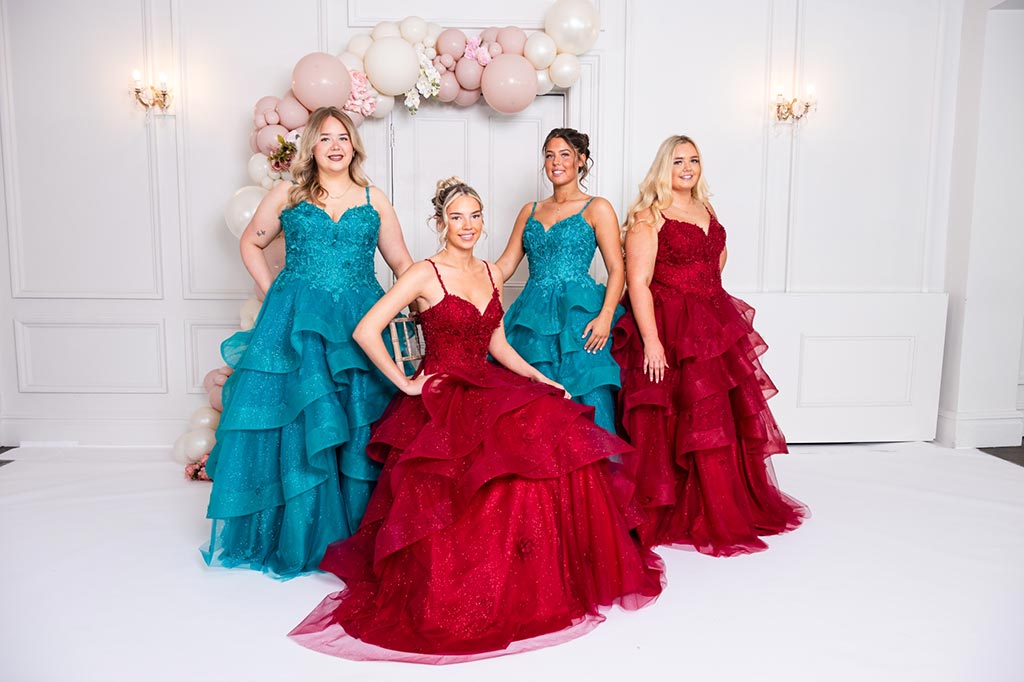 Block 2 - Looking For Stockists